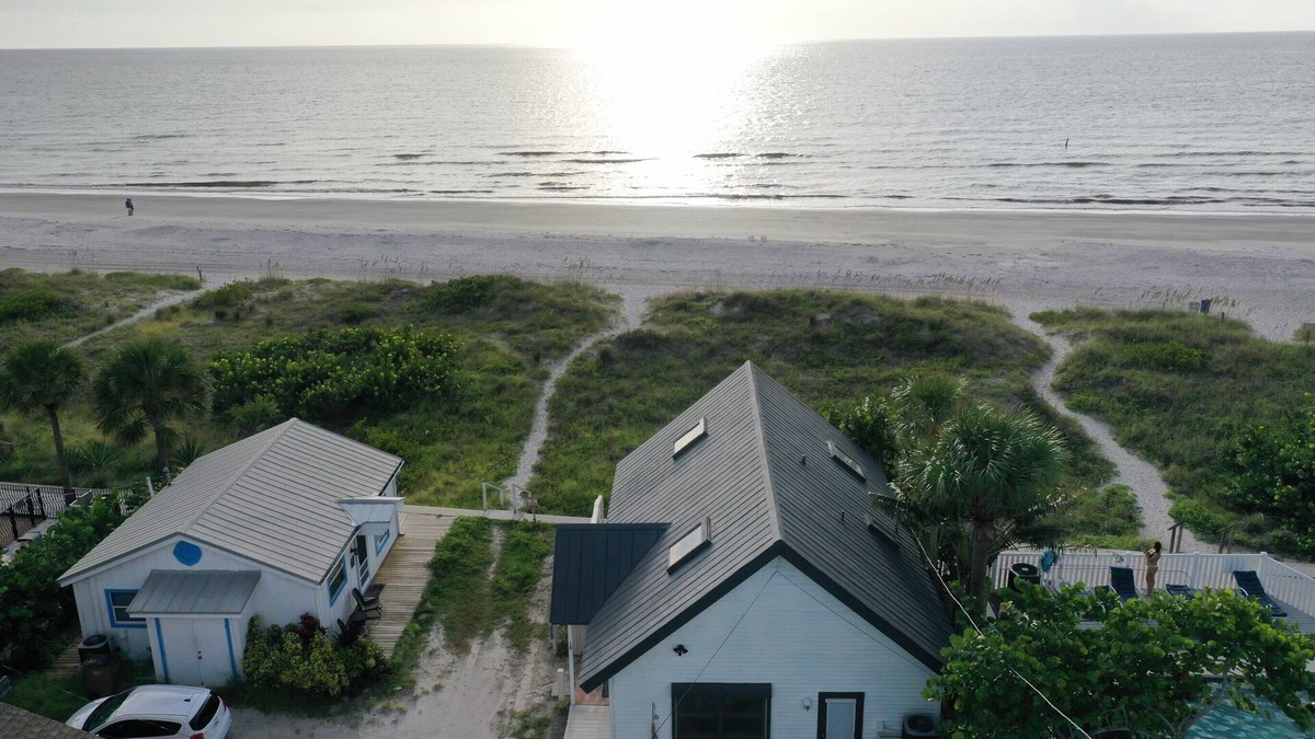 Indian Rocks Beach House | "Beachfront Bliss! 10% Off Week-Long or 15% Off Monthly Stays at Indian Rocks"