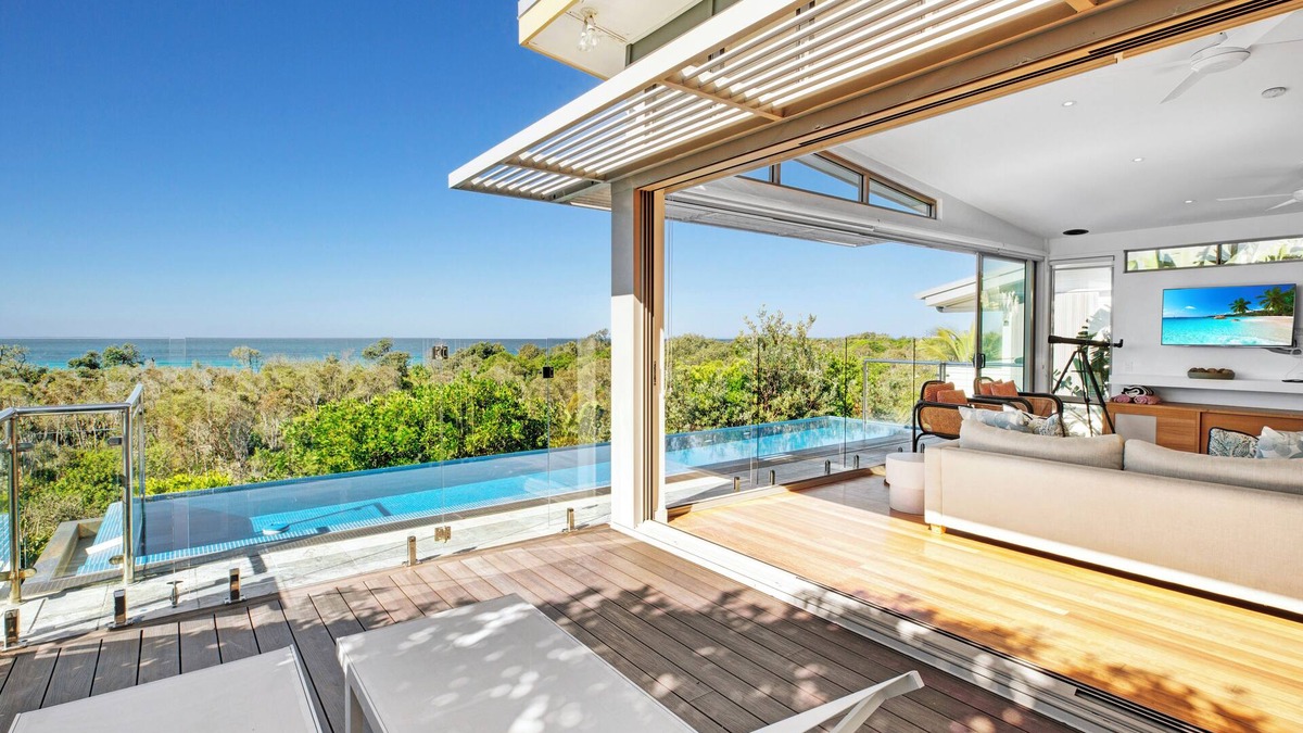 Coolum Beach House | Beachfront Bliss @ Peregian Beach