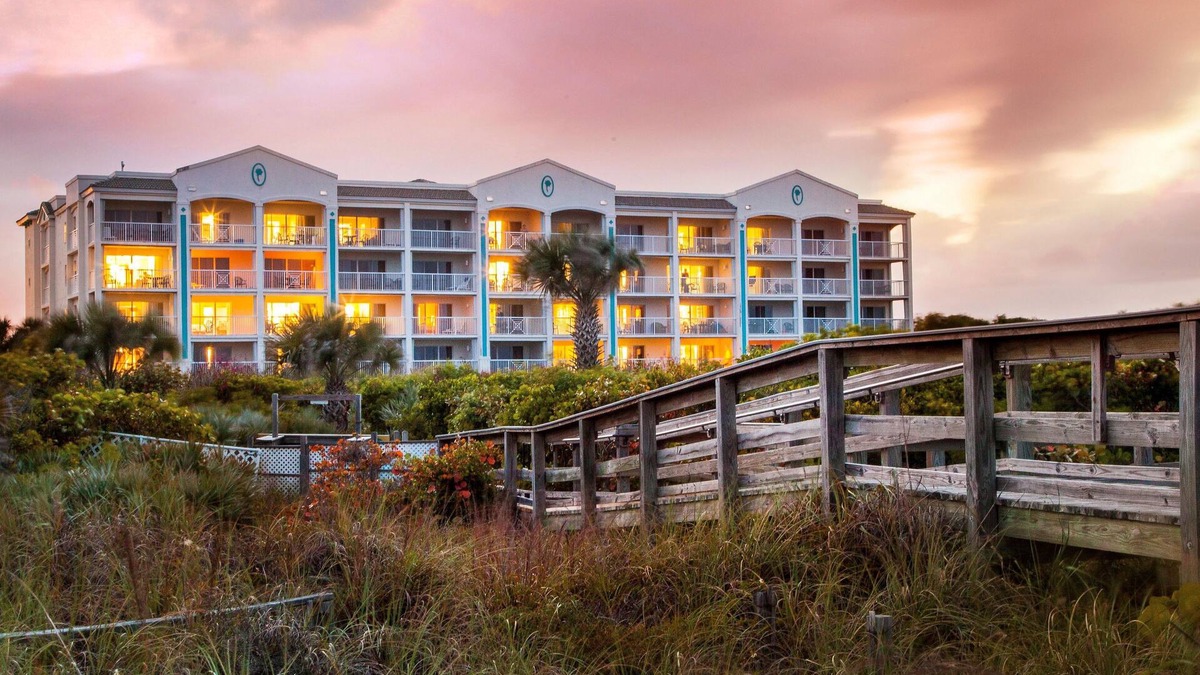 Port Canaveral Condo | Beachfront Bliss in Cape Canaveral, Florida: Your Perfect Getaway Awaits!