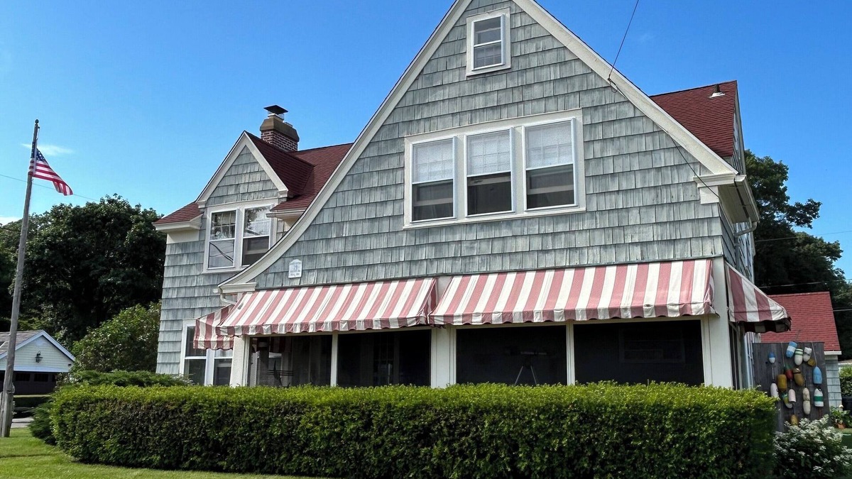 Madison Cottage | Beachfront Cottage with panoramic views of Long Island Sound in Madison CT