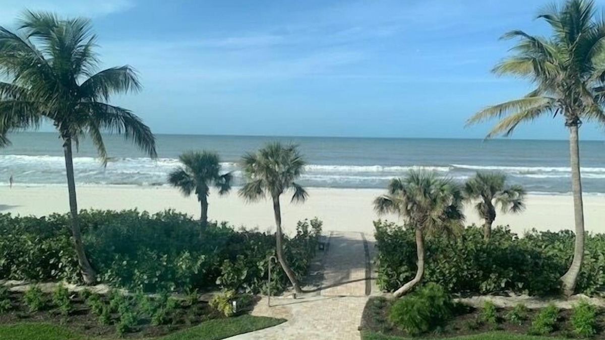 Vanderbilt Beach Condo | Beachfront directly on Gulf w/pool, tennis & pickle…Fall Beach Flash Sale Now!