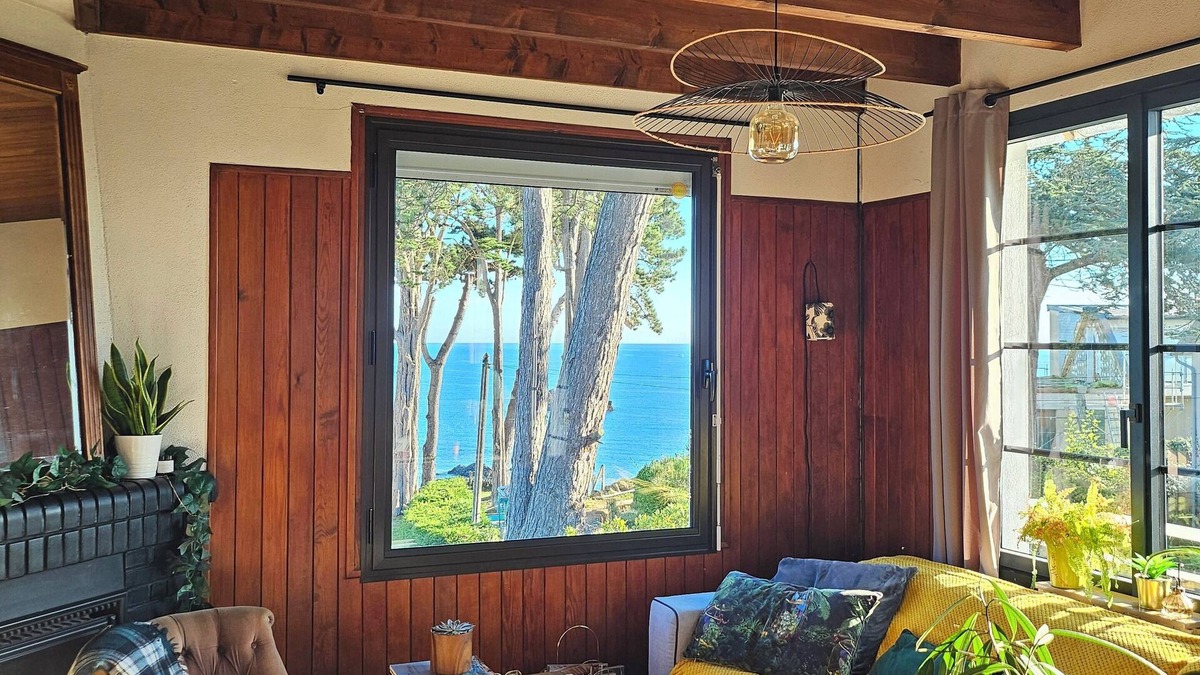 Saint-Quay-Portrieux House | Beachfront house with spa all year round