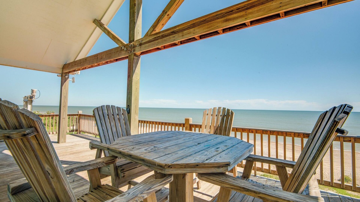 Port Bolivar House | Beachfront Gilchrist Getaway, Steps to the sand!