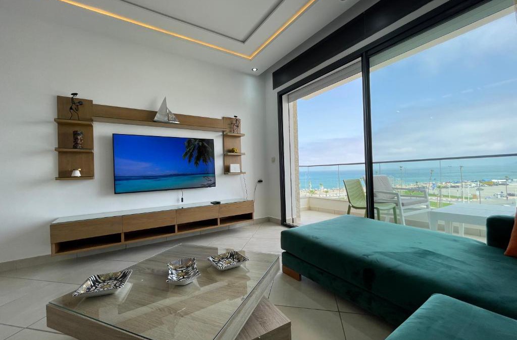 Miramar Apartment | Beachfront High Standard Flat