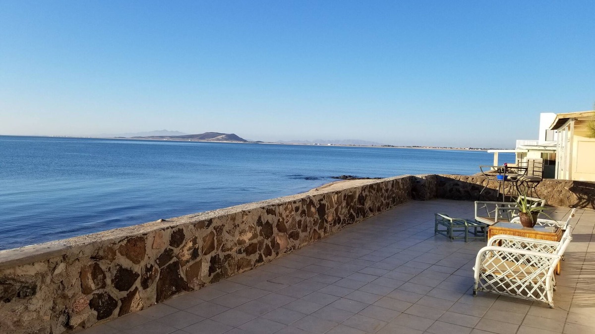 Cholla Bay House | Beachfront Home with/Amazing Views Just a few steps to the beach in Cholla Bay