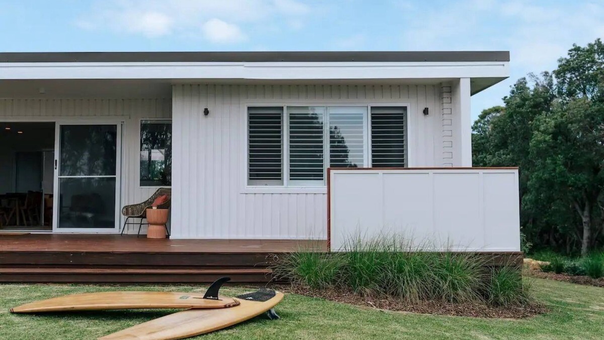Currarong House | Beachfront house - water views and beach track opposite