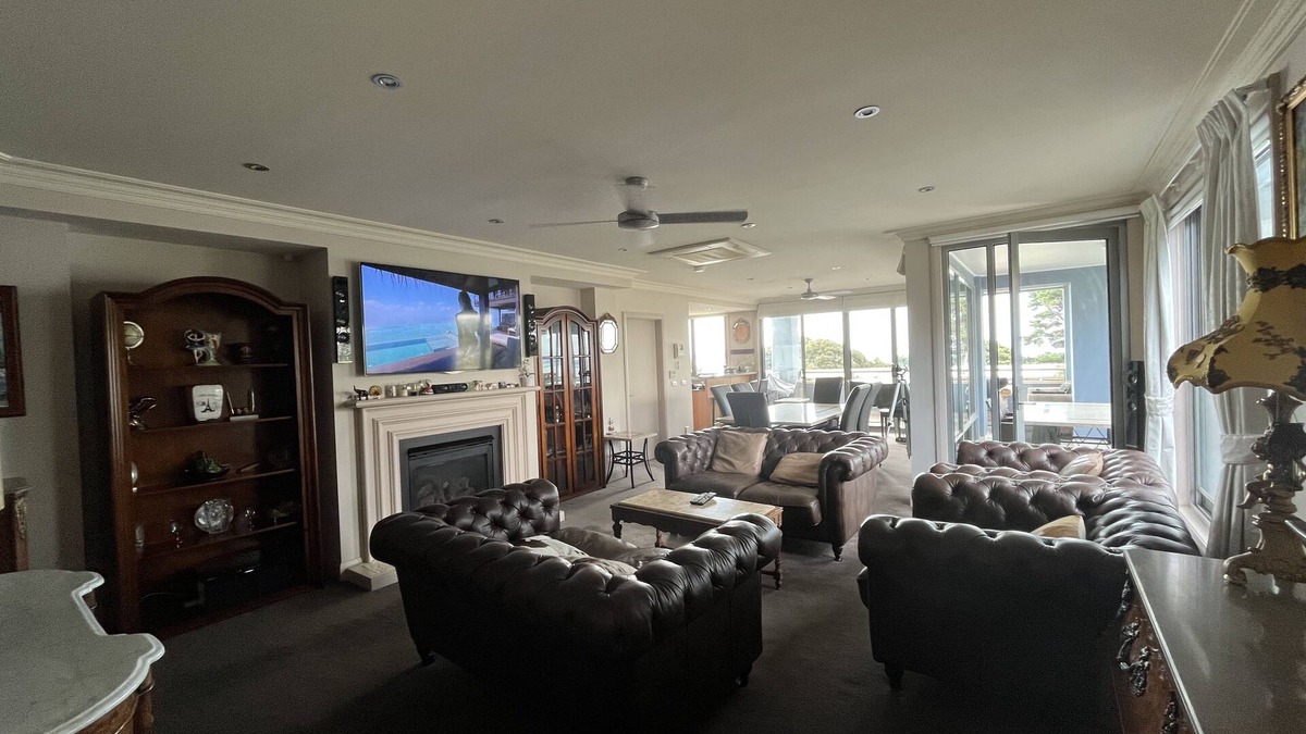 Powlett River Apartment | Beachfront lux The Esplanade Phillip Island