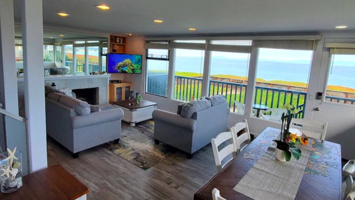 Downtown Monterey Condo | Beachfront, Ocean Access, Stunning Views & Sounds, Pool, Gated, Parking, Central