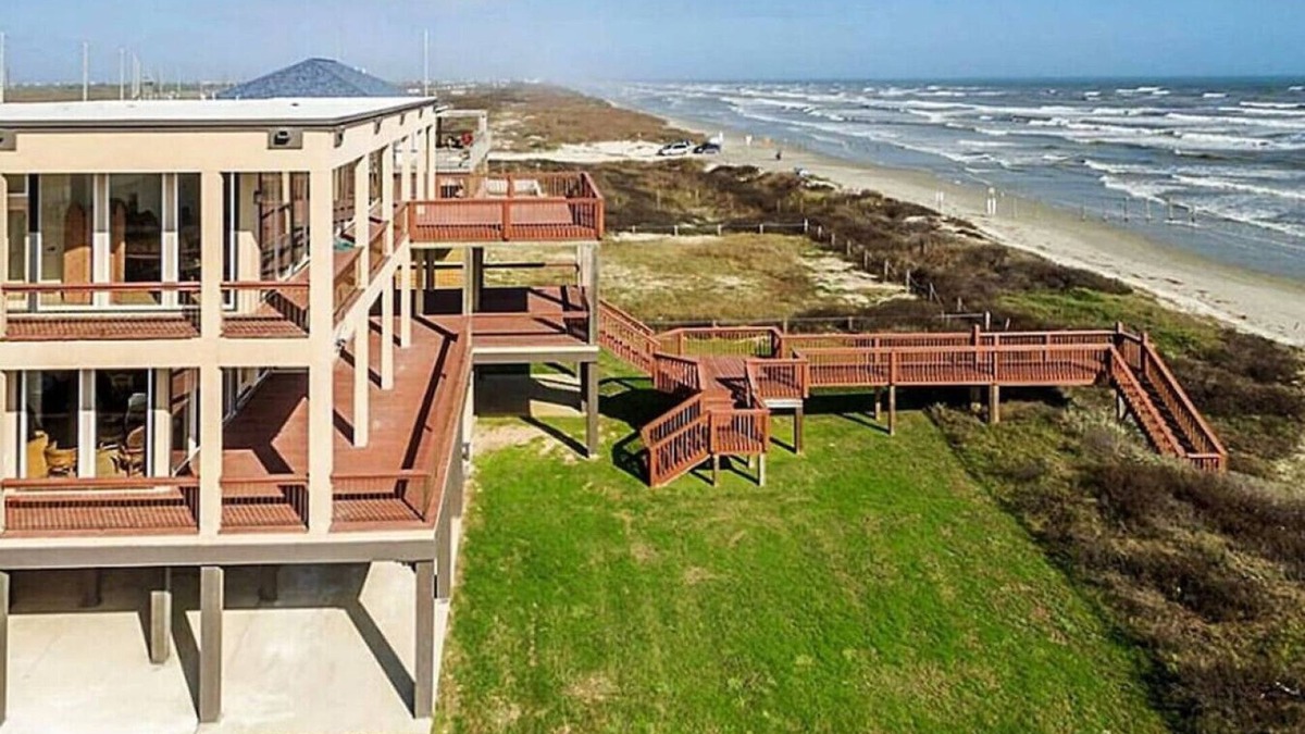Jamaica Beach House | Beachfront Retreat with Panoramic Ocean Views