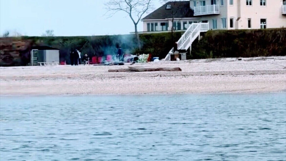 Orient House | Beachfront vacation Dream house in Long Island Sound.