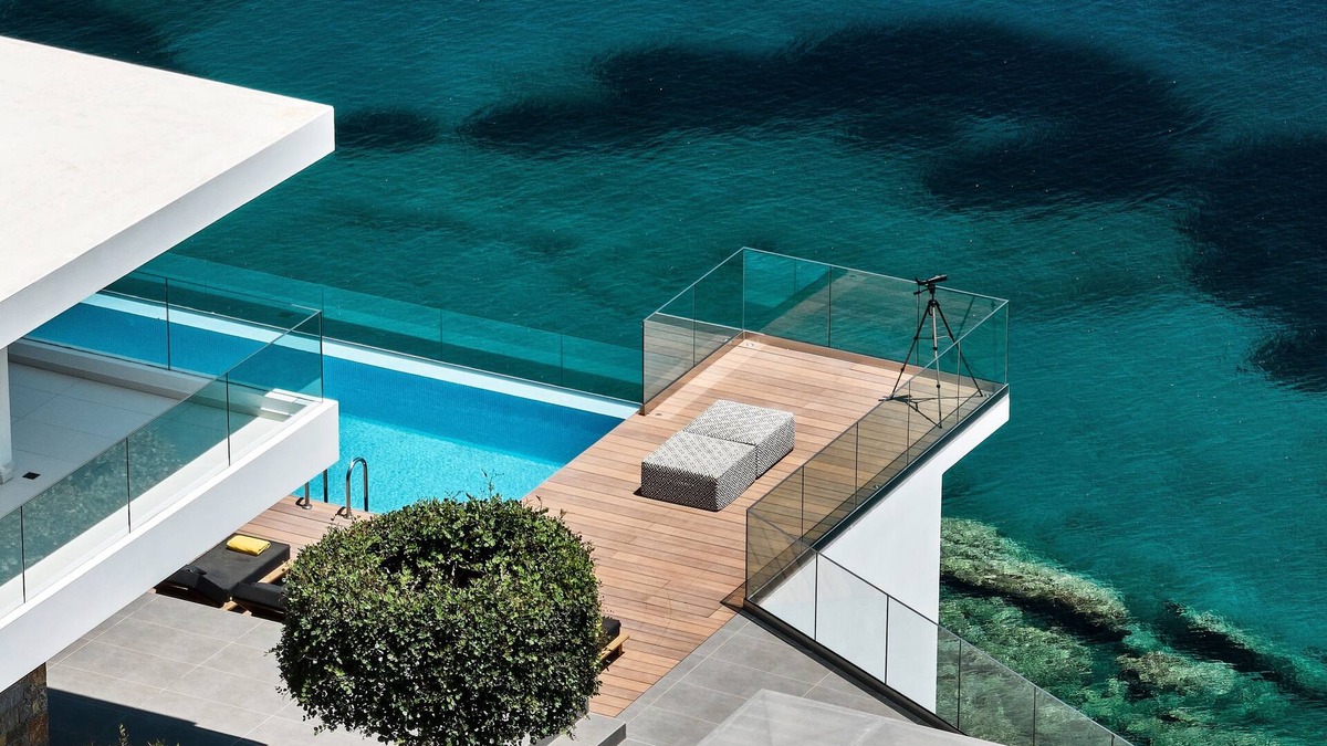 Agia Pelagia Villa | Beachfront Villa in Crete - Epavli Luxury Villa