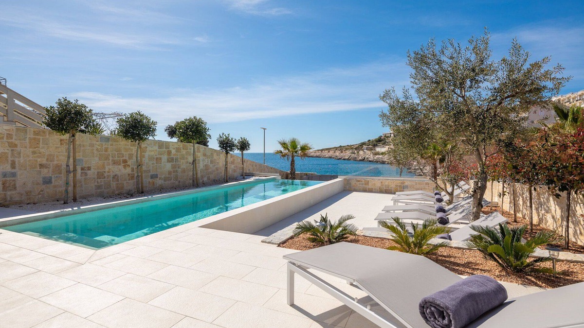 Sevid Villa | Beachfront Villa Sea Colors with Pool