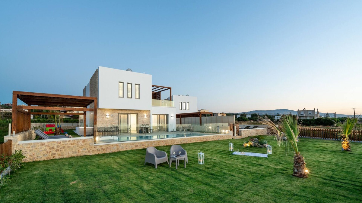 Rethymno Villa | Beachfront Villa w/ 2 Private Pools, Kids Playground & BBQ, suited for events