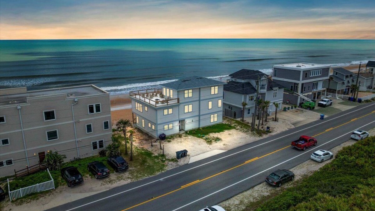 South Ponte Vedra Beach House | Beachfront with Direct Access to South Ponte Vedra Beach close to St. Augustine