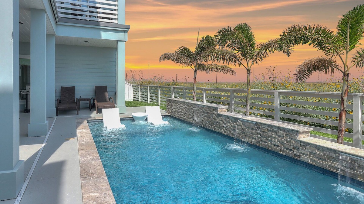 Port Aransas House | BeachHouse Bliss | Water Views, Private Pool, Near Beach