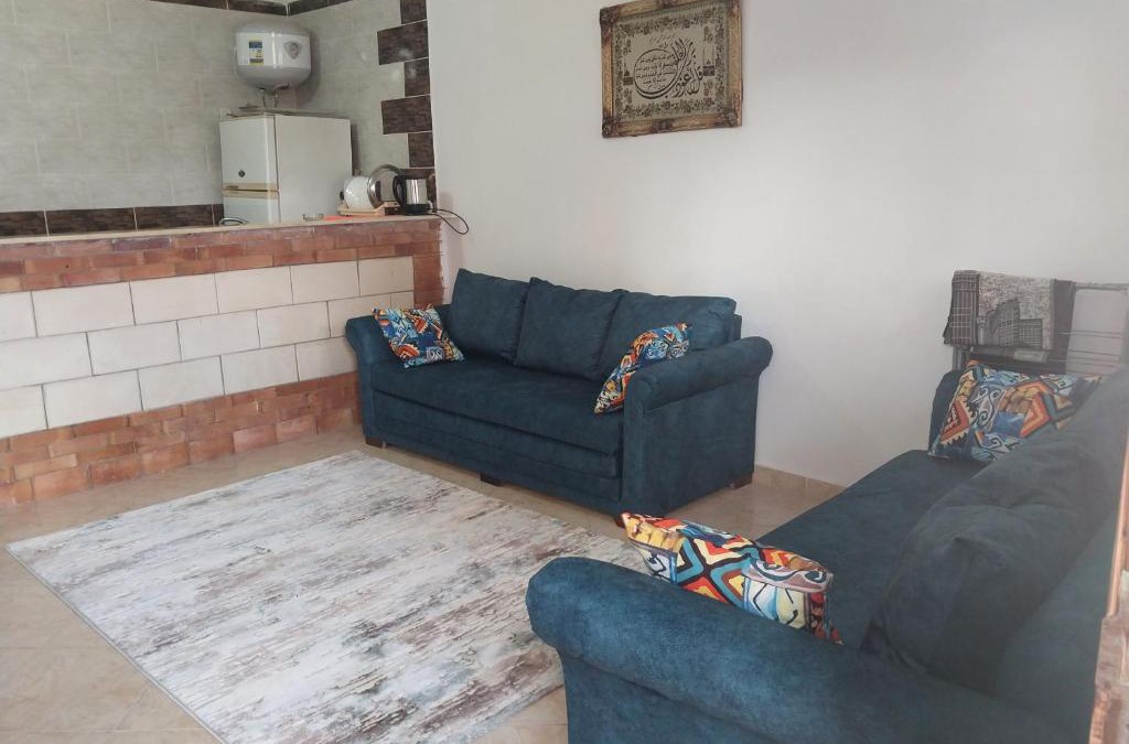 Borg el Arab House | Beachside Chalet ,Sidi kerir