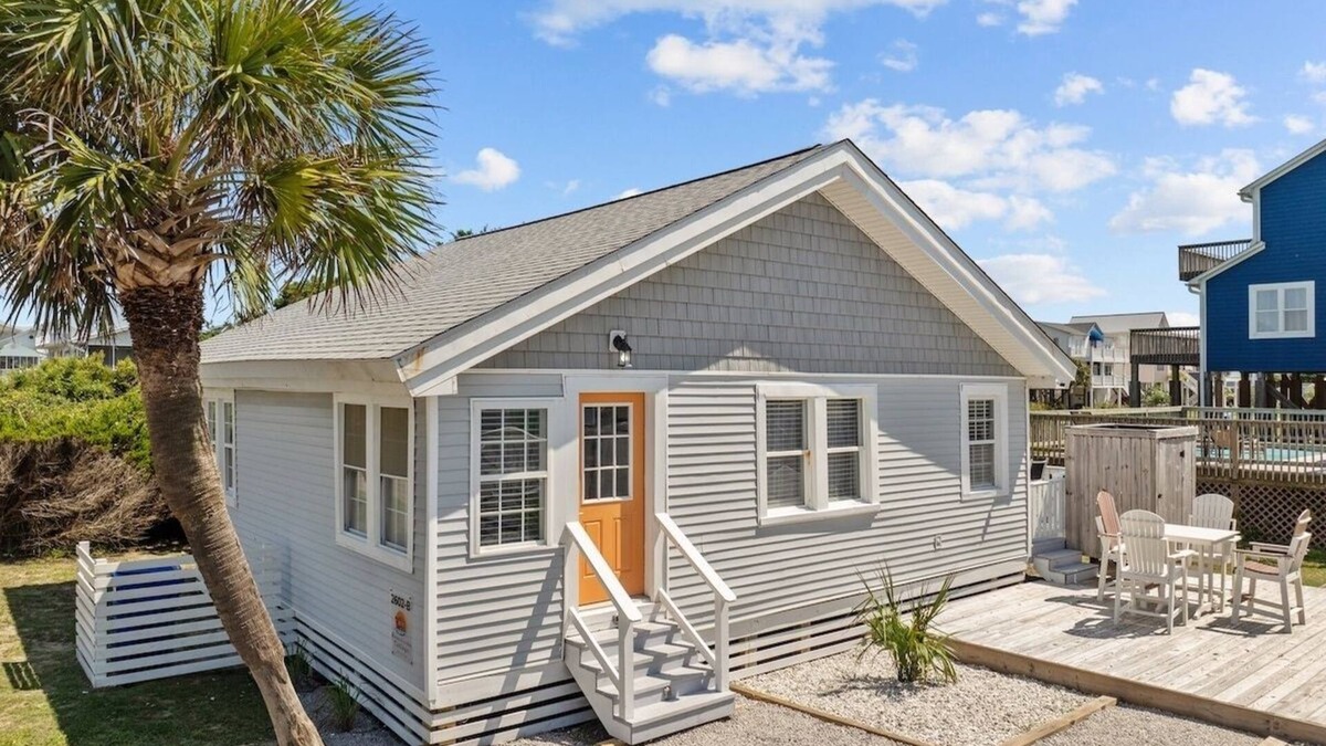 Long Beach Cottage | Beachside Cottage: Pet Friendly