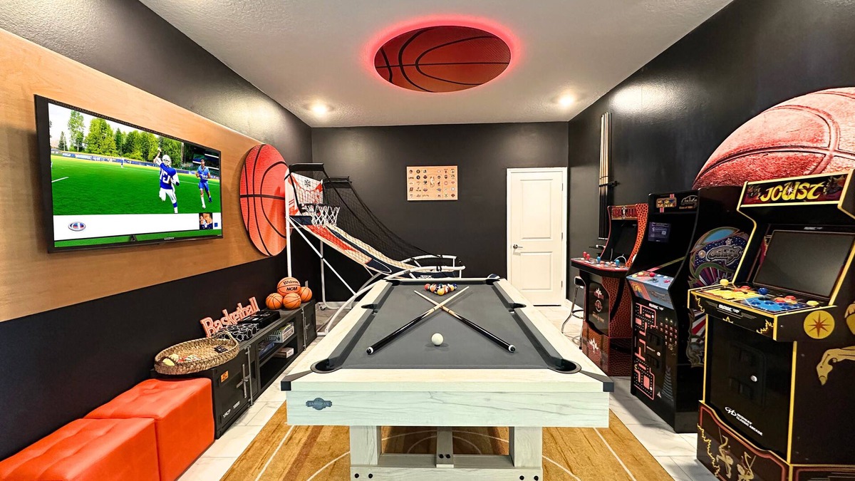 Melbourne Beach House | Beachside Deluxe: Endless Amenities & Private Pool!