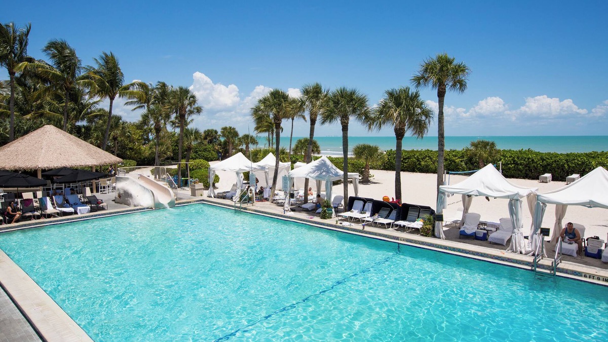 Sanibel Hotel | Beachside Escape with Garden Views, Bike Paths & Island Dining — 3 Units
