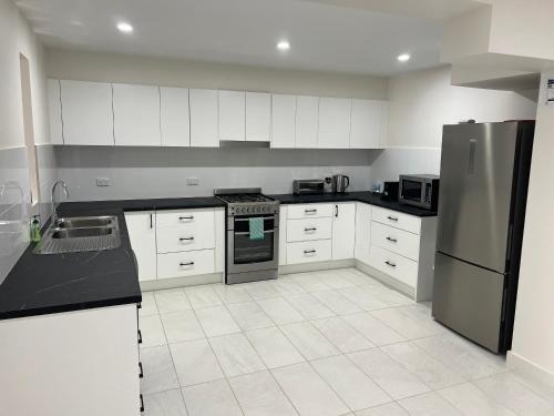 Ripon Apartment | Beachside & Jetty View Apartment 2 -Skippers Apartment