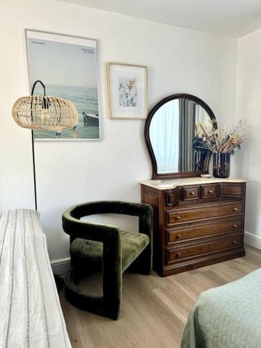 Birchington Apartment | Beachside Studio With Courtyard