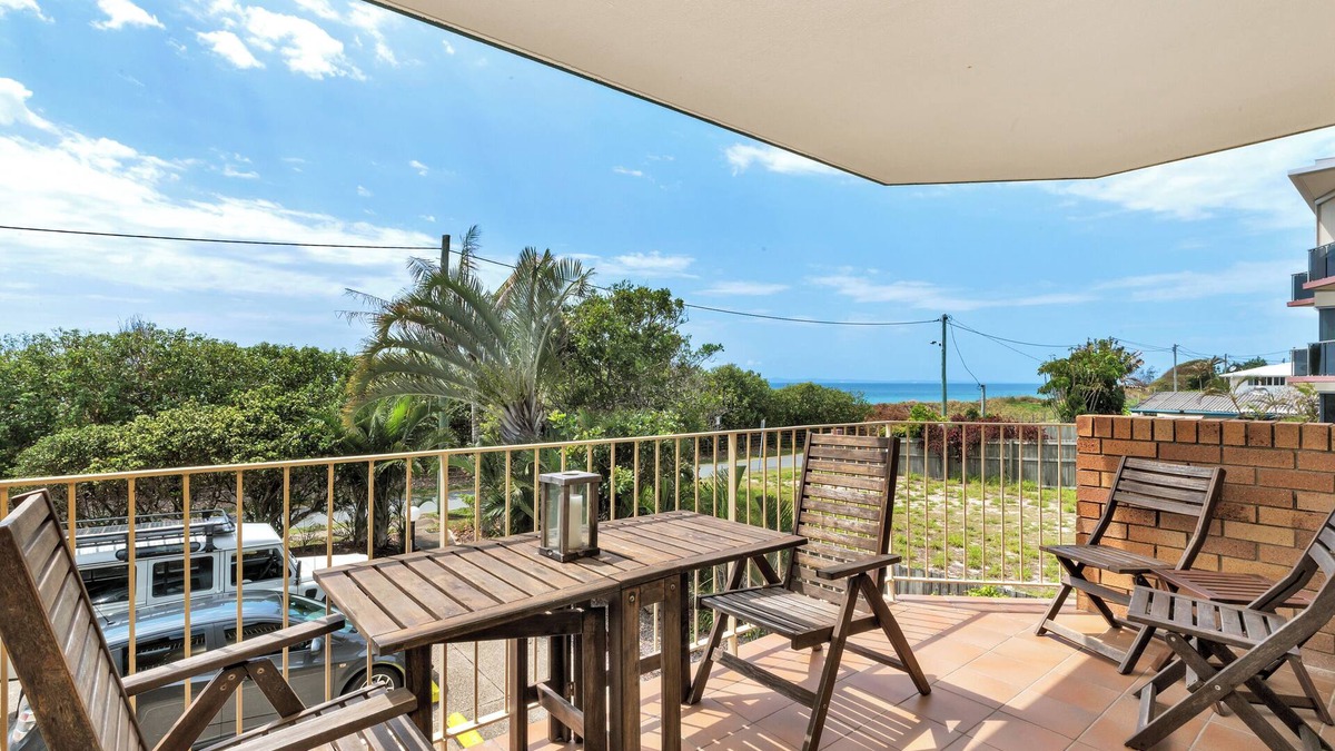 Woorim Apartment | Beachside Unit With Air Con