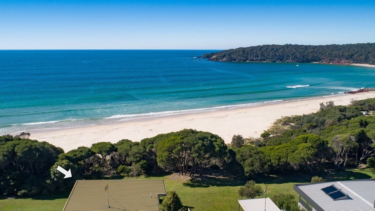 Pambula Beach Apartment | Beachside Units. Unit 1.