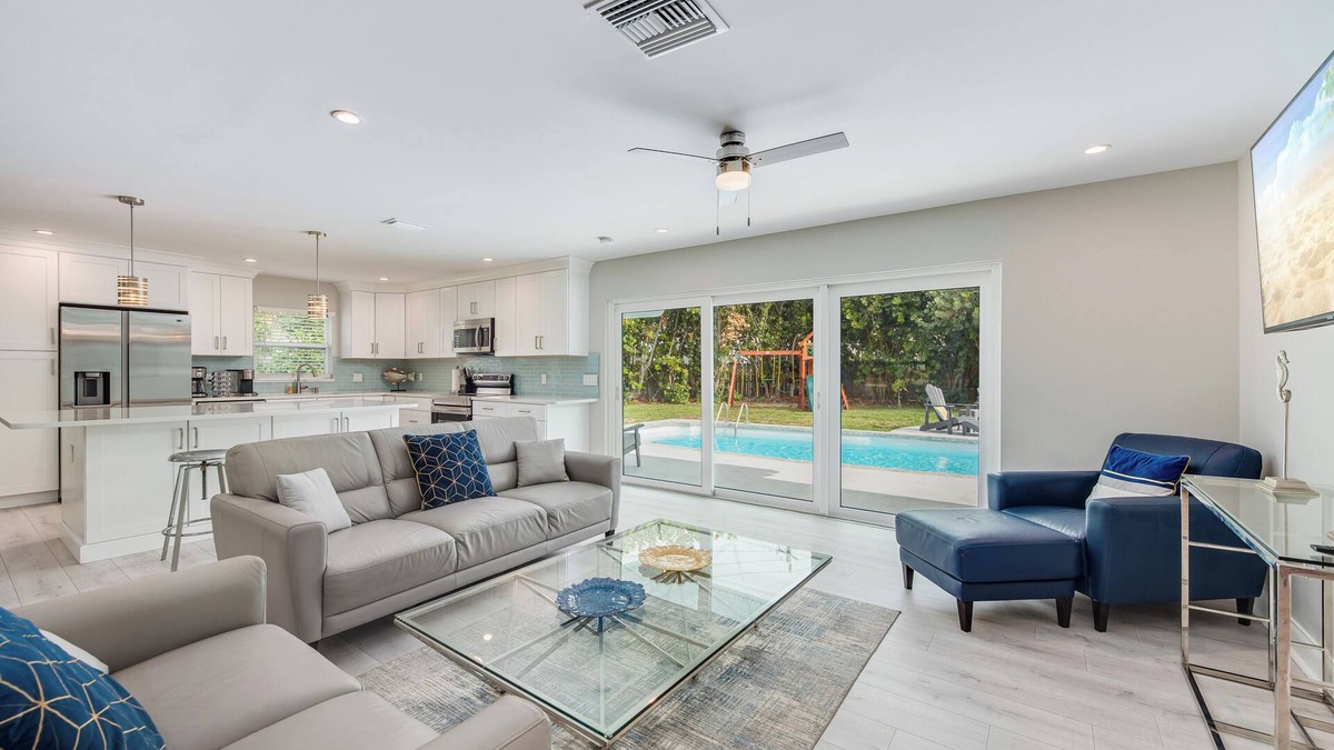 Seacoast Shores House | Beachside Private Pool/Yard Kid&Pet Friendly. 3 min from the Beach