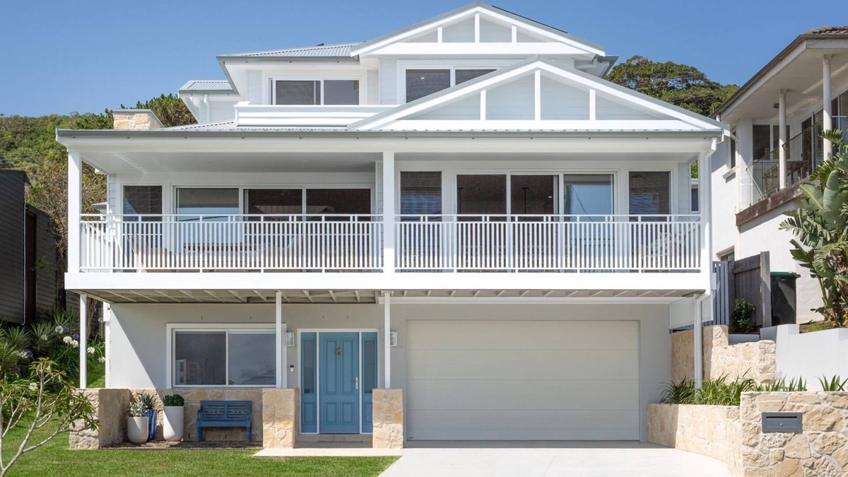 Gerroa House | Beachstead - Ocean and River Views