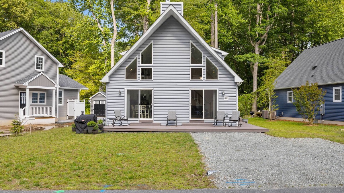 Rehoboth Beach House | Beachtown getaway