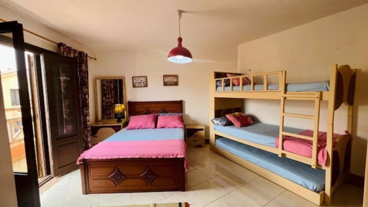 Sidi Abd El-Rahman Apartment | Beachview Apartment in Lazorde