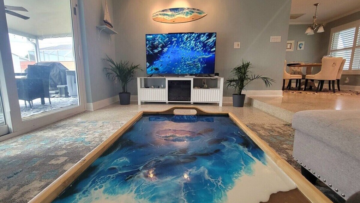 Sea Park Homes House | Beachy 3/2 Pool Home | Hot Tub | Walk to Beach