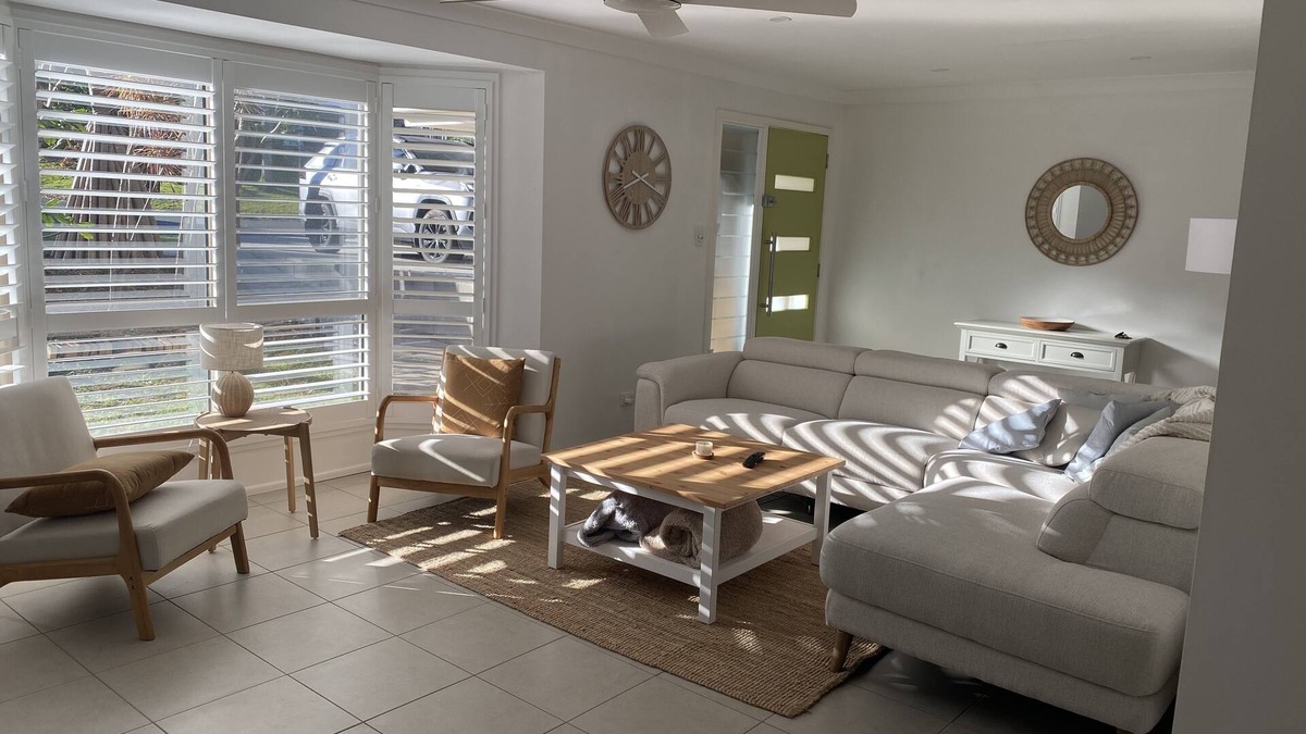 Sunrise Beach House | Beachy family home with just a walk to the beach or a 5 minute drive into Noosa.