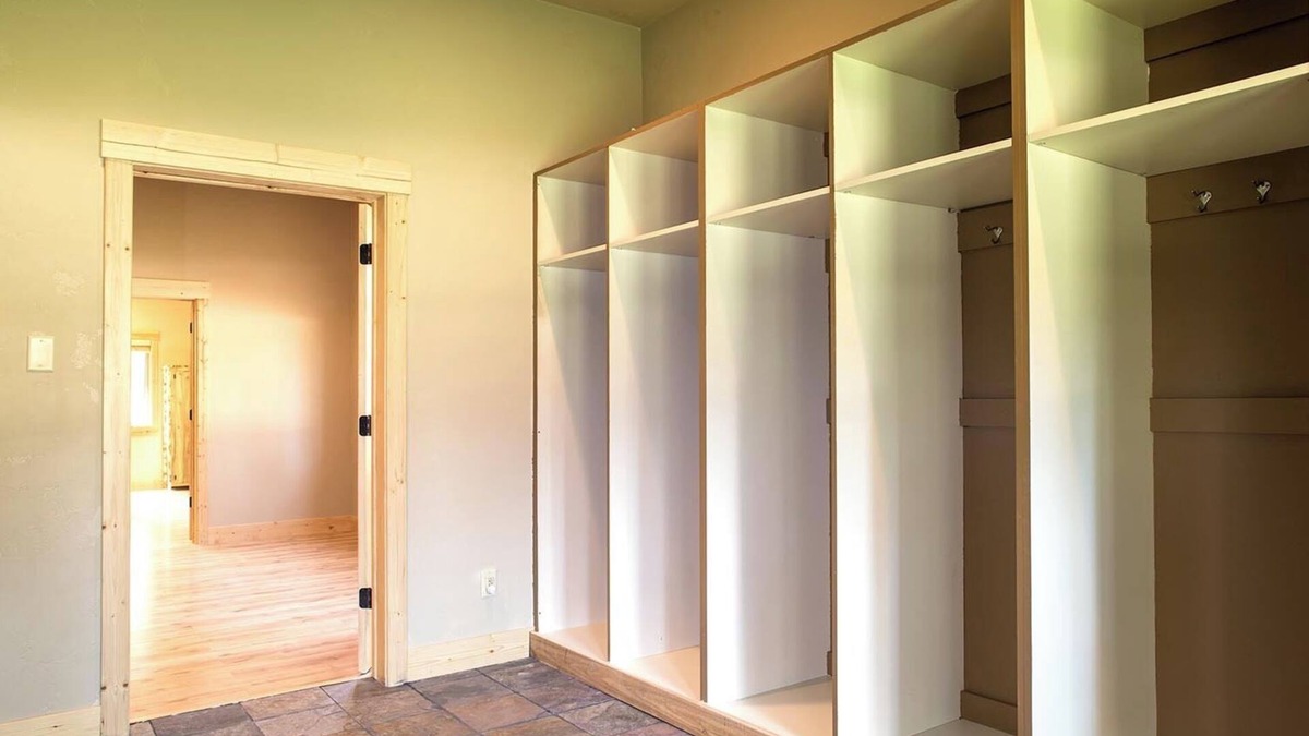 Whitefish House | Bear Bunkhouse at Star Meadows Ranch