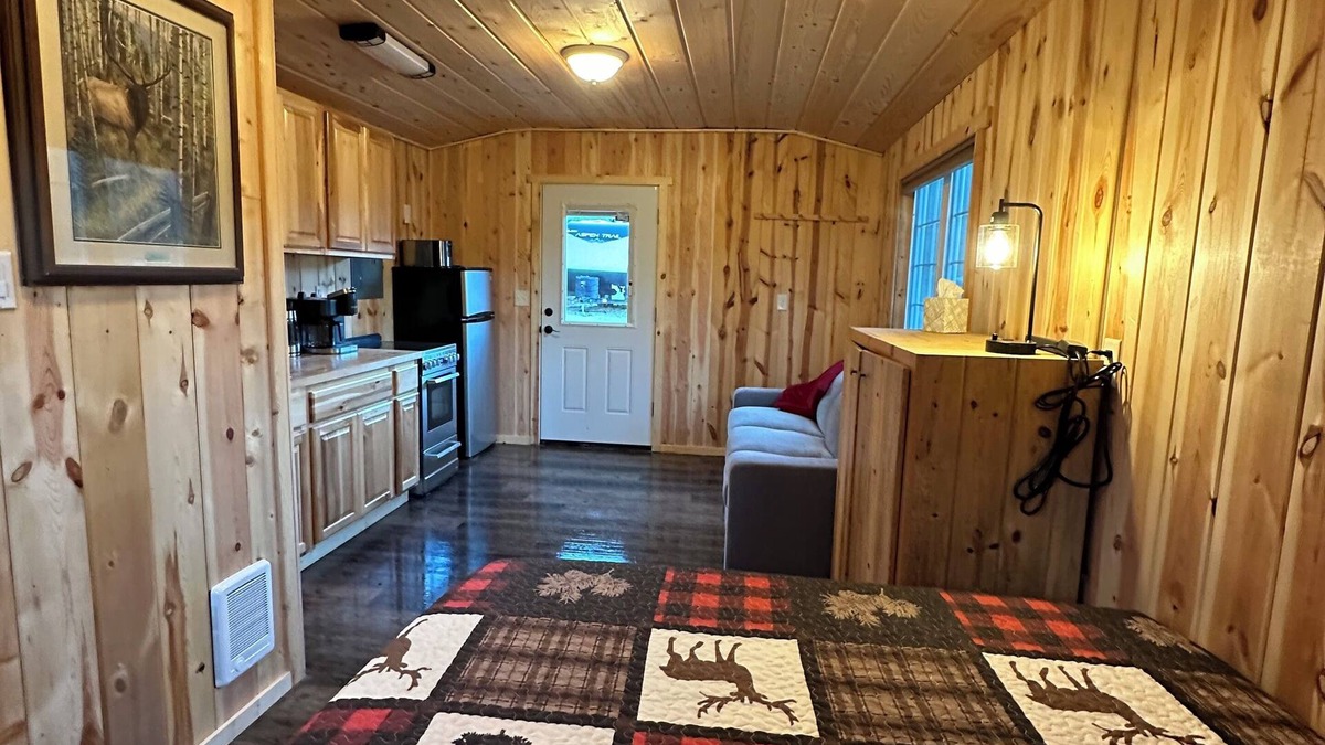 Plains Cabin | Bear Cabin