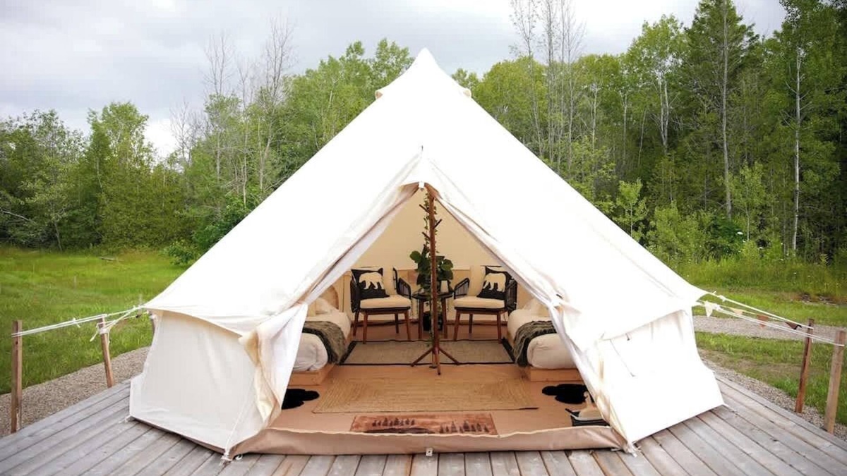 Miller Lake House | “Bear Cave” Luxury Glamping Tent | Tobermory