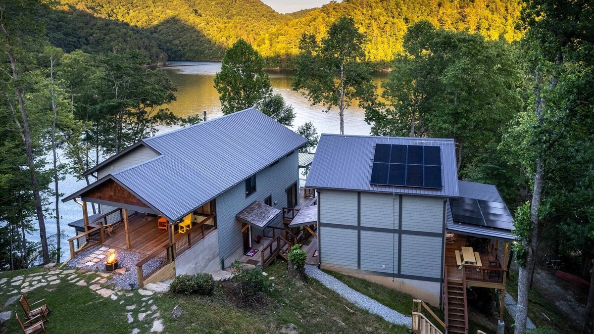 Tuckasegee House | Bear Lake Dream - Immaculate, Brand New, Private Lake Front House with a Hot Tub!