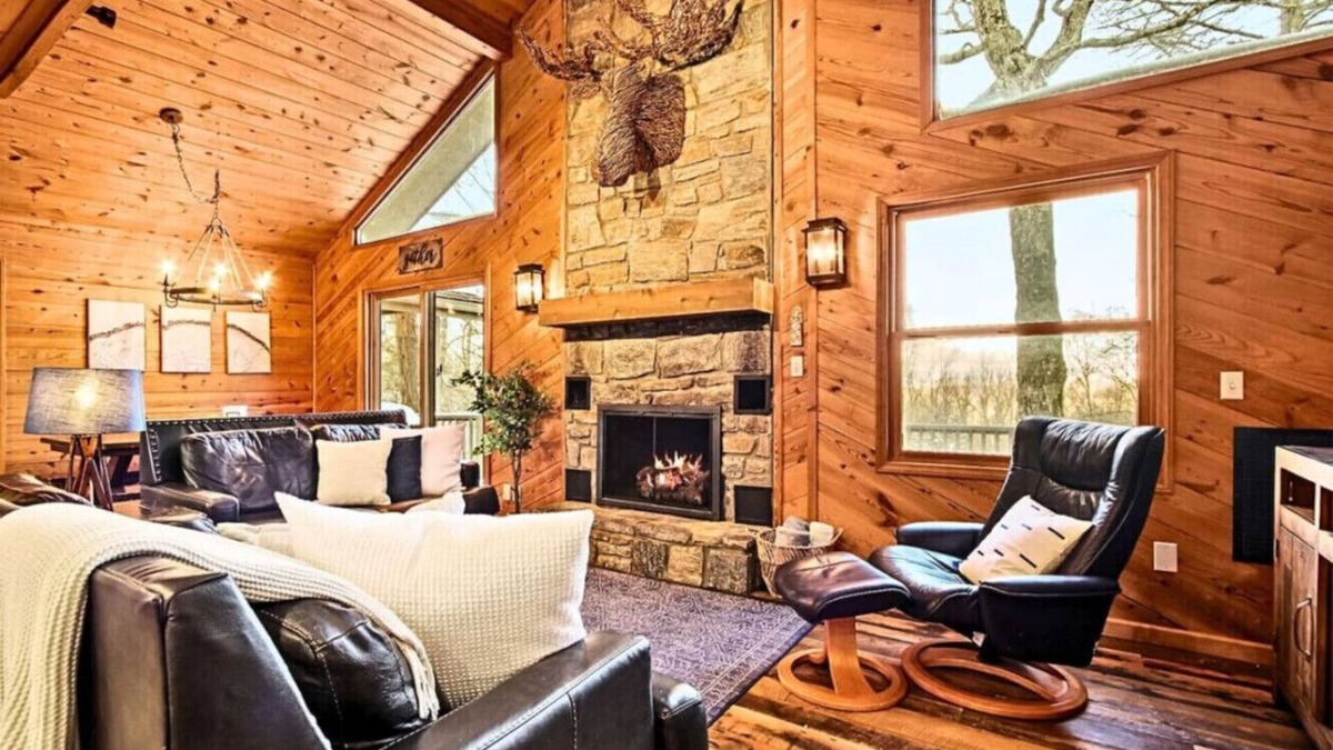Beech Mountain Apartment | Bear Pause at Beech Mountain