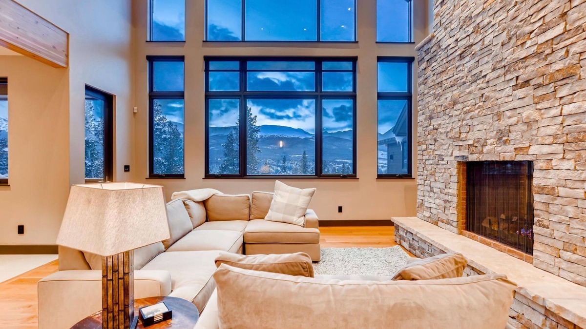 Forest Hills House | Bearadise Forest: New, Modern Luxury Home w/Beautiful Views & Pool Table