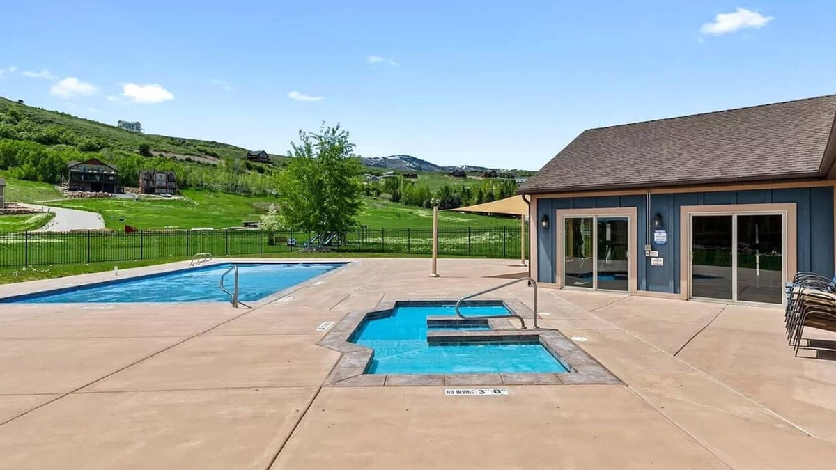 Garden City House | Bearadise - Pool Access! Perfect for family gatherings!