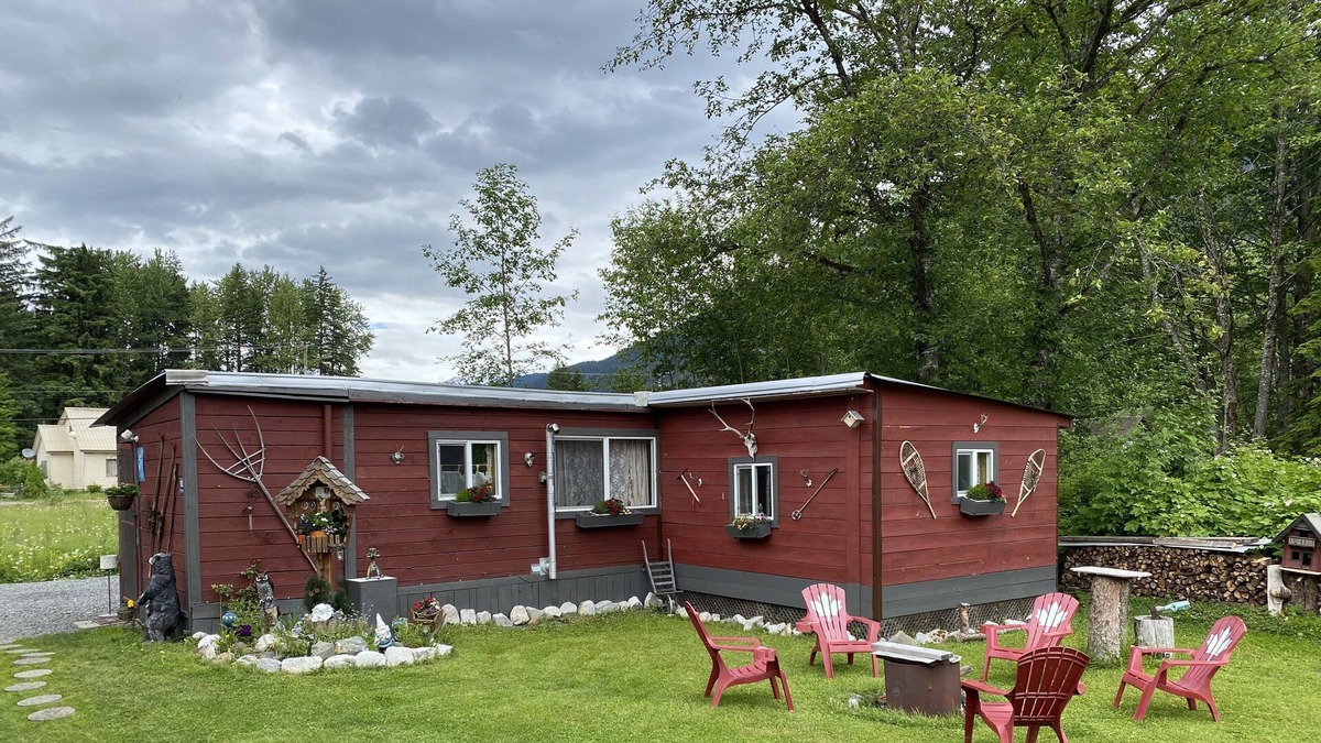 Stewart Cabin | Bearvalley King Suite-The Cabin