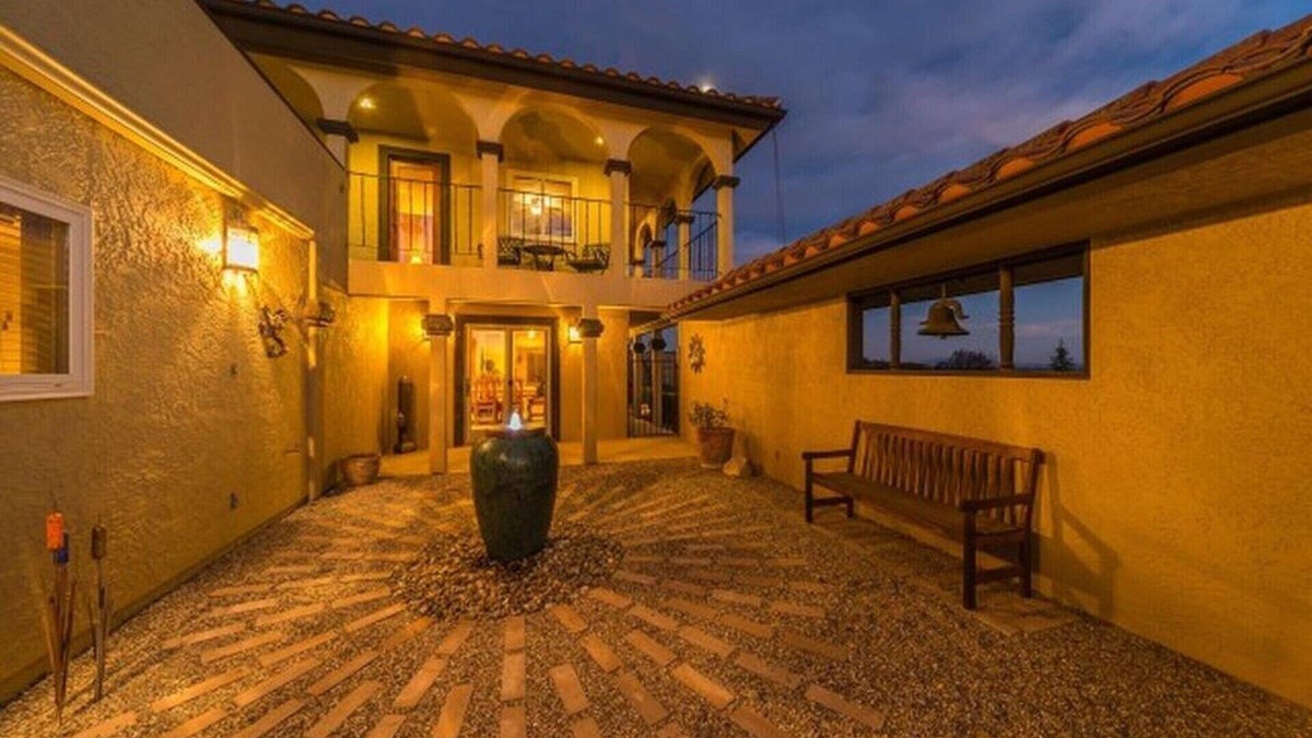 Paso Robles House | Beatiful Estate With Views Of The Vineyards