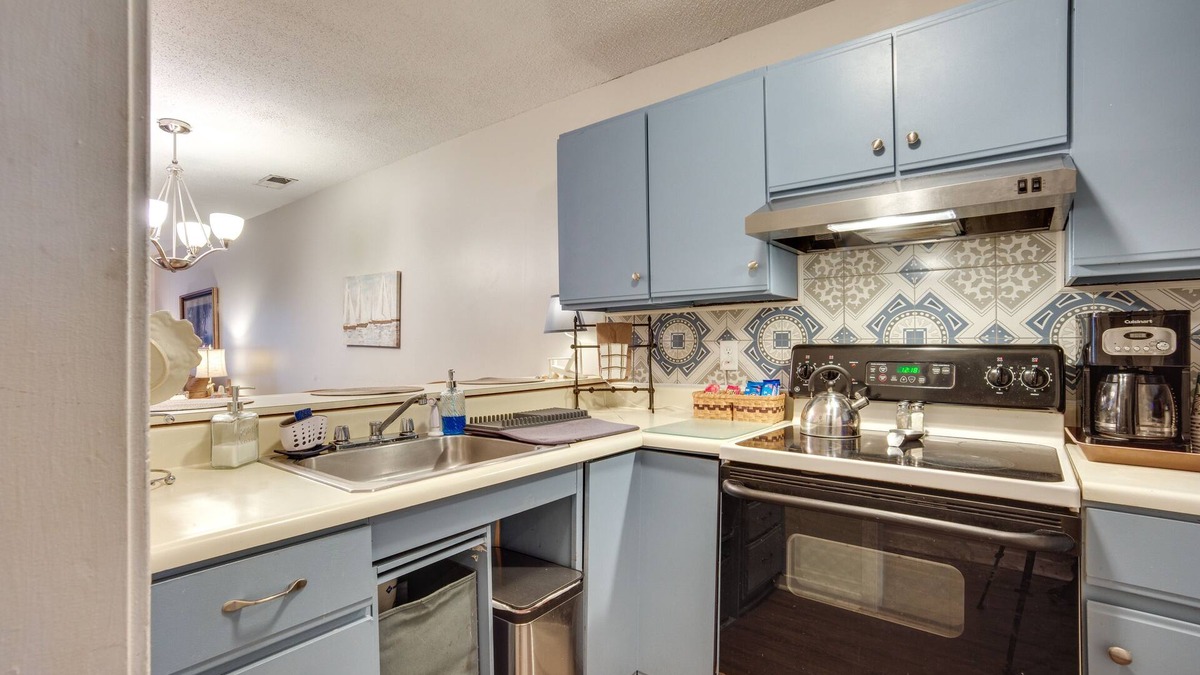 Beaufort Apartment | Beaufort Home w/Patio 3 Mi to Downtown!