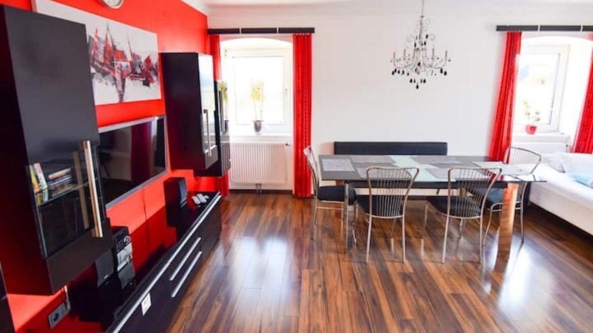 Sankt Martin-Karlsbach Apartment | beautiful 90m² apartment with three rooms in the countryside