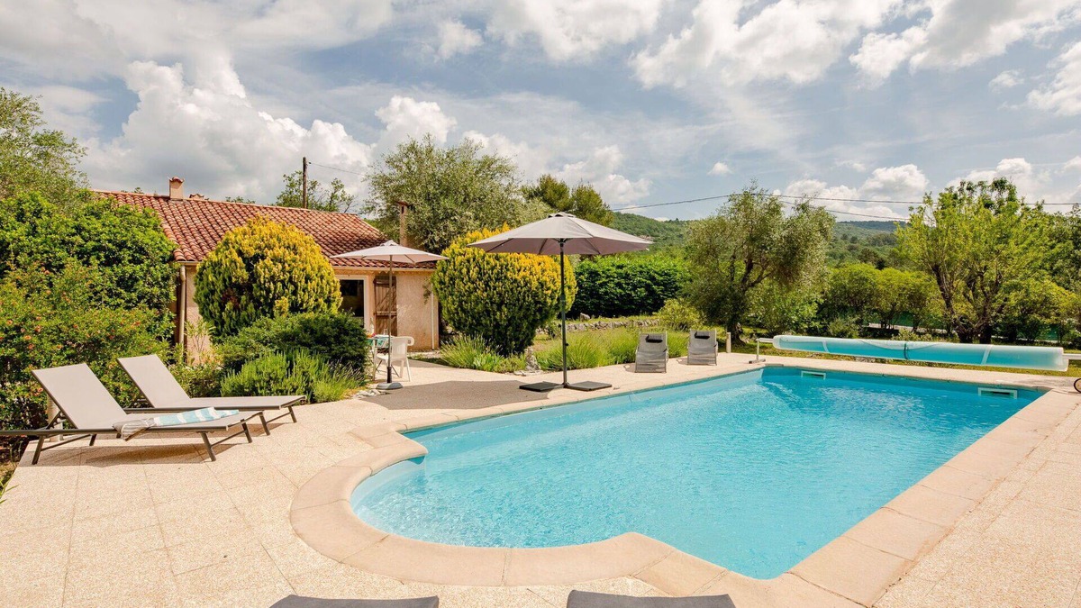 Saint-Cezaire-sur-Siagne Villa | Beautiful private villa for 4 guests with WIFI, private pool, TV and terrace