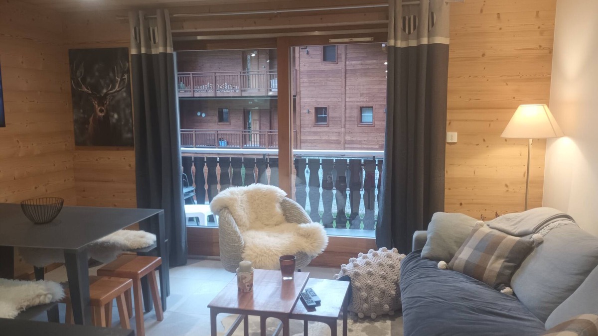 La Chapelle-d'Abondance Apartment | BEAUTIFUL, FULLY RENOVATED APARTMENT AT THE FOOT OF THE SLOPES