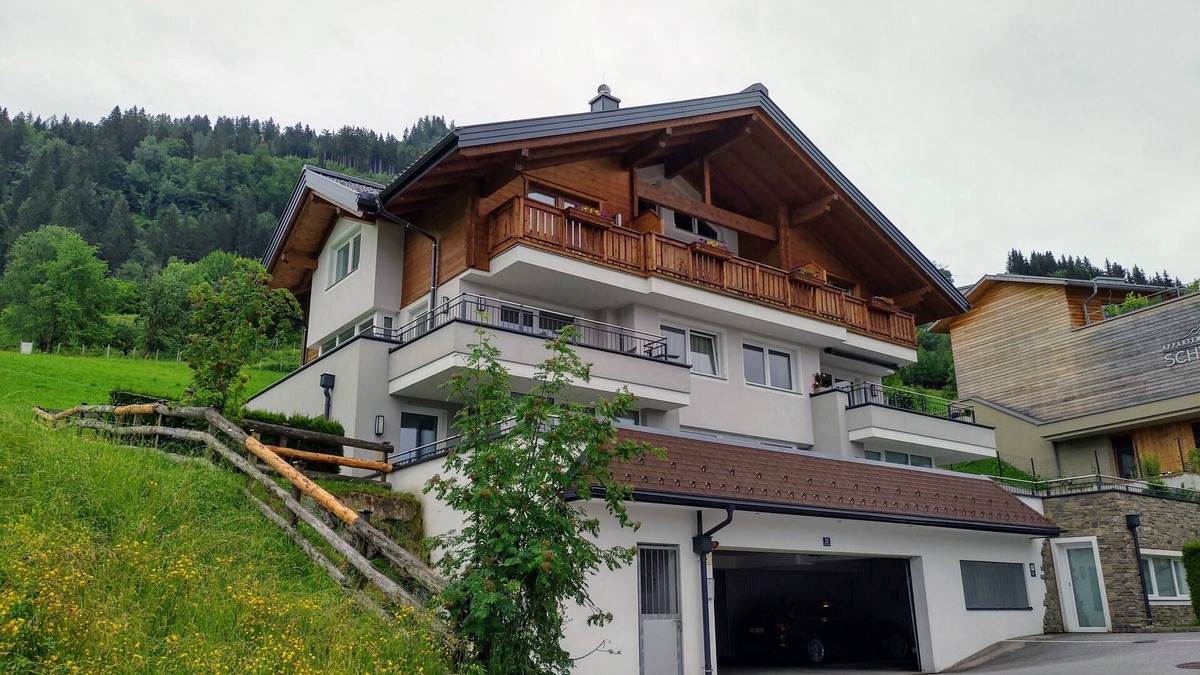 Sankt Johann im Pongau Apartment | Beautiful apartment in Alpendorf/Snow Space ski area with Flachau, Wagrain, .