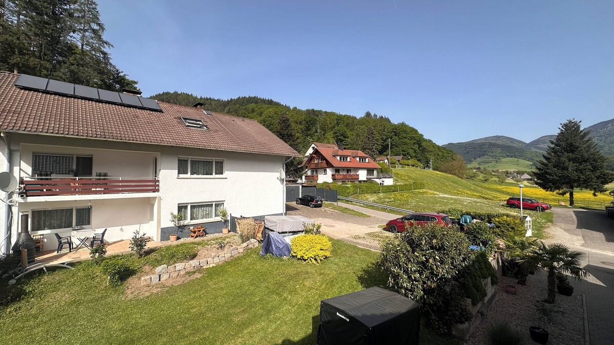 Untermunstertal Apartment | Beautiful apartment with terrace and view of the Belchen, up to 5 people