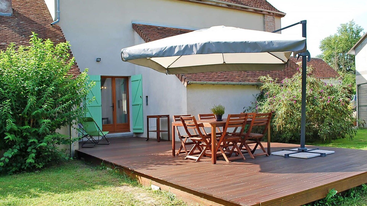 Saint-Romain-sur-Cher House | Beautiful private villa for 6 guests with WIFI, TV and terrace