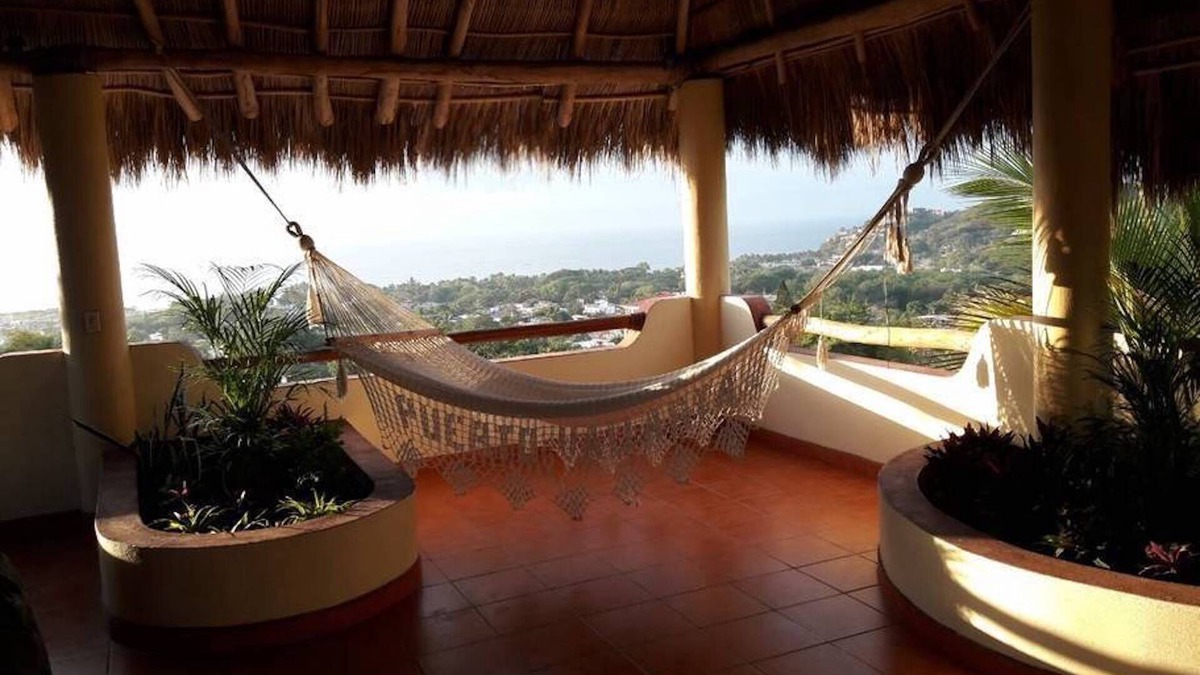 La Cruz de Huanacaxtle House | Beautiful Tropical House with Ocean VIEWS!